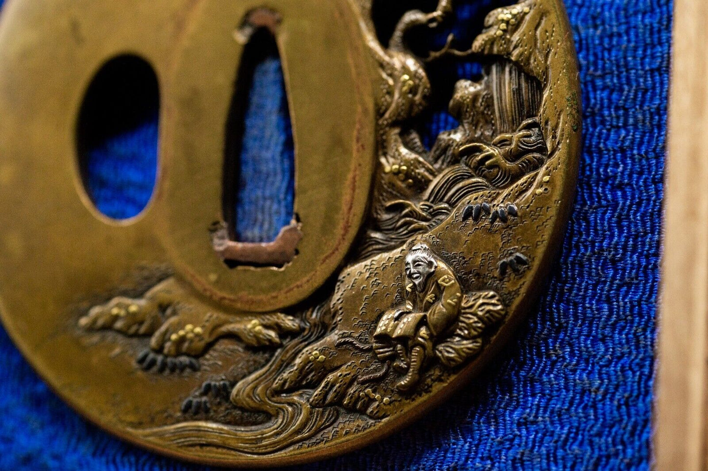 Genuine TSUBA Edo Period w/Box Brass SAMURAI Sword Guard Japanese Antique