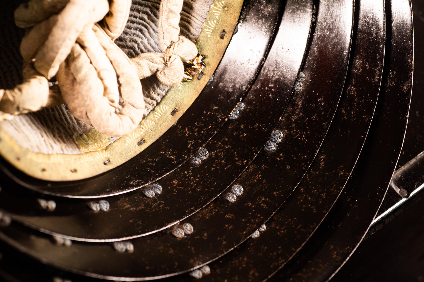 Genuine Antique Samurai Helmet KABUTO Edo Period F/S 72