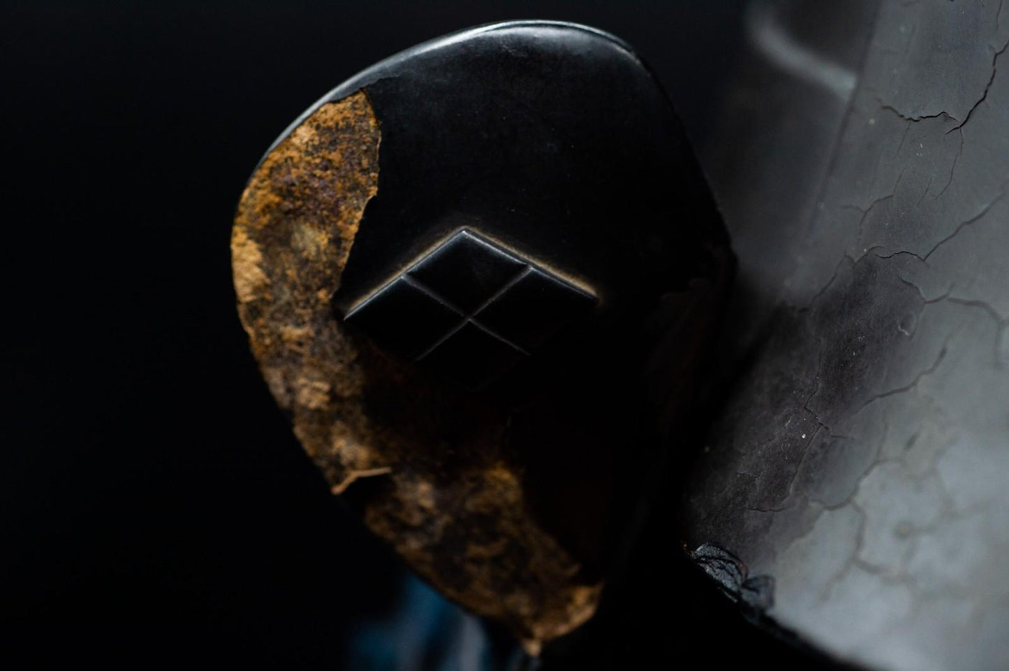 Super Rare Genuine Antique Samurai Helmet with SWORD WOUND KABUTO Edo Period F/S