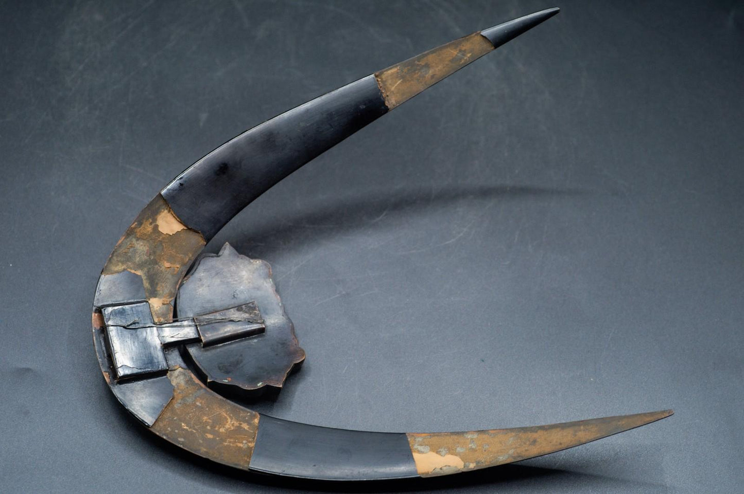 Super Rare Genuine Antique Samurai Helmet with SWORD WOUND KABUTO Edo Period F/S