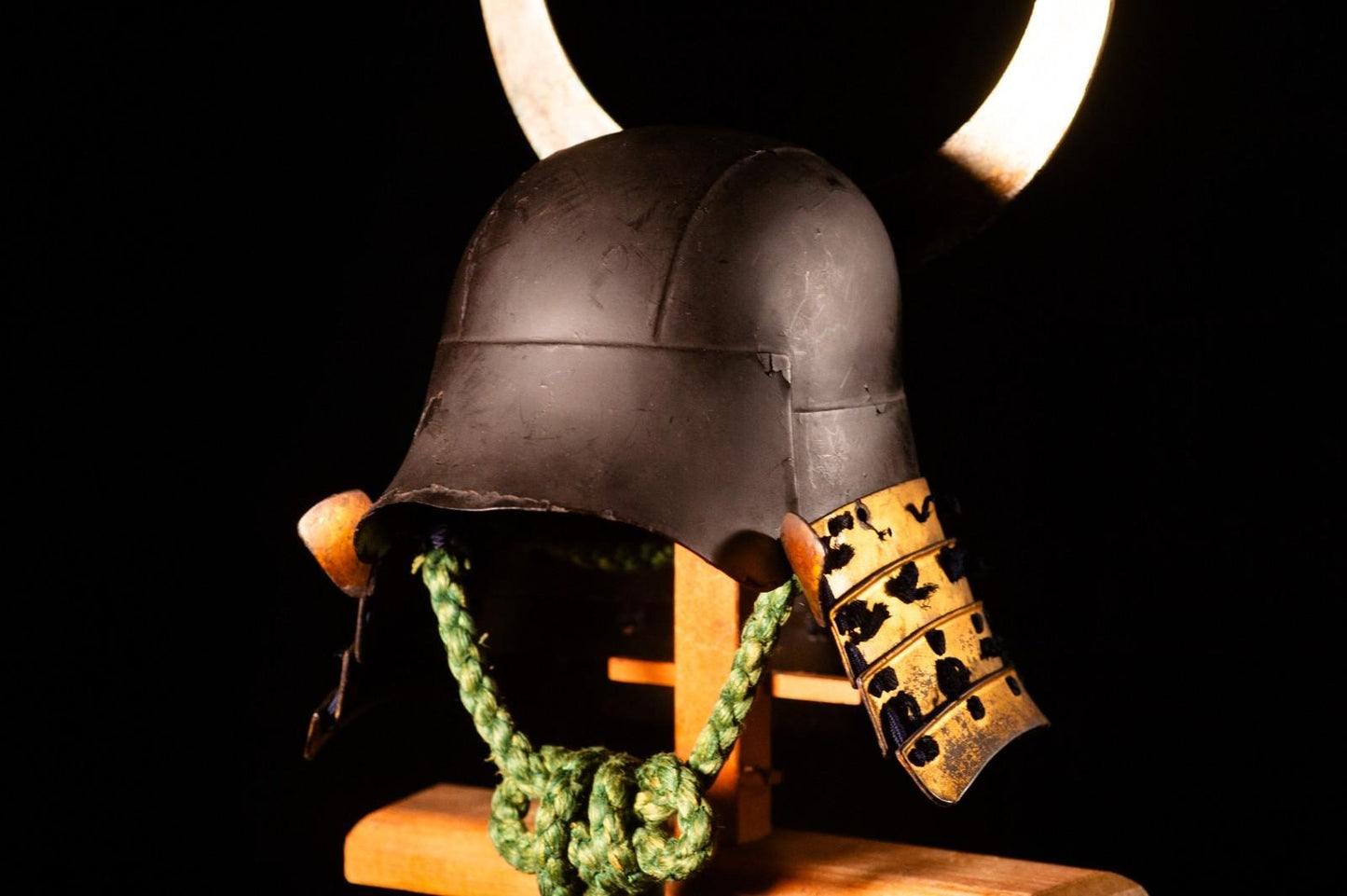 Genuine Antique Samurai Helmet KABUTO Edo PeriodF/S 64