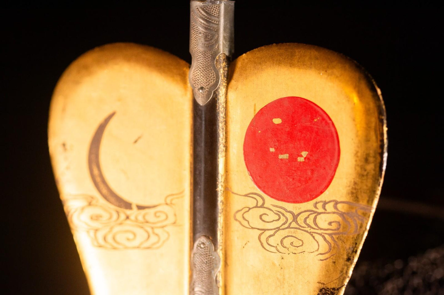 Genuine Antique Samurai Helmet KABUTO Edo Period Iron F/S 67