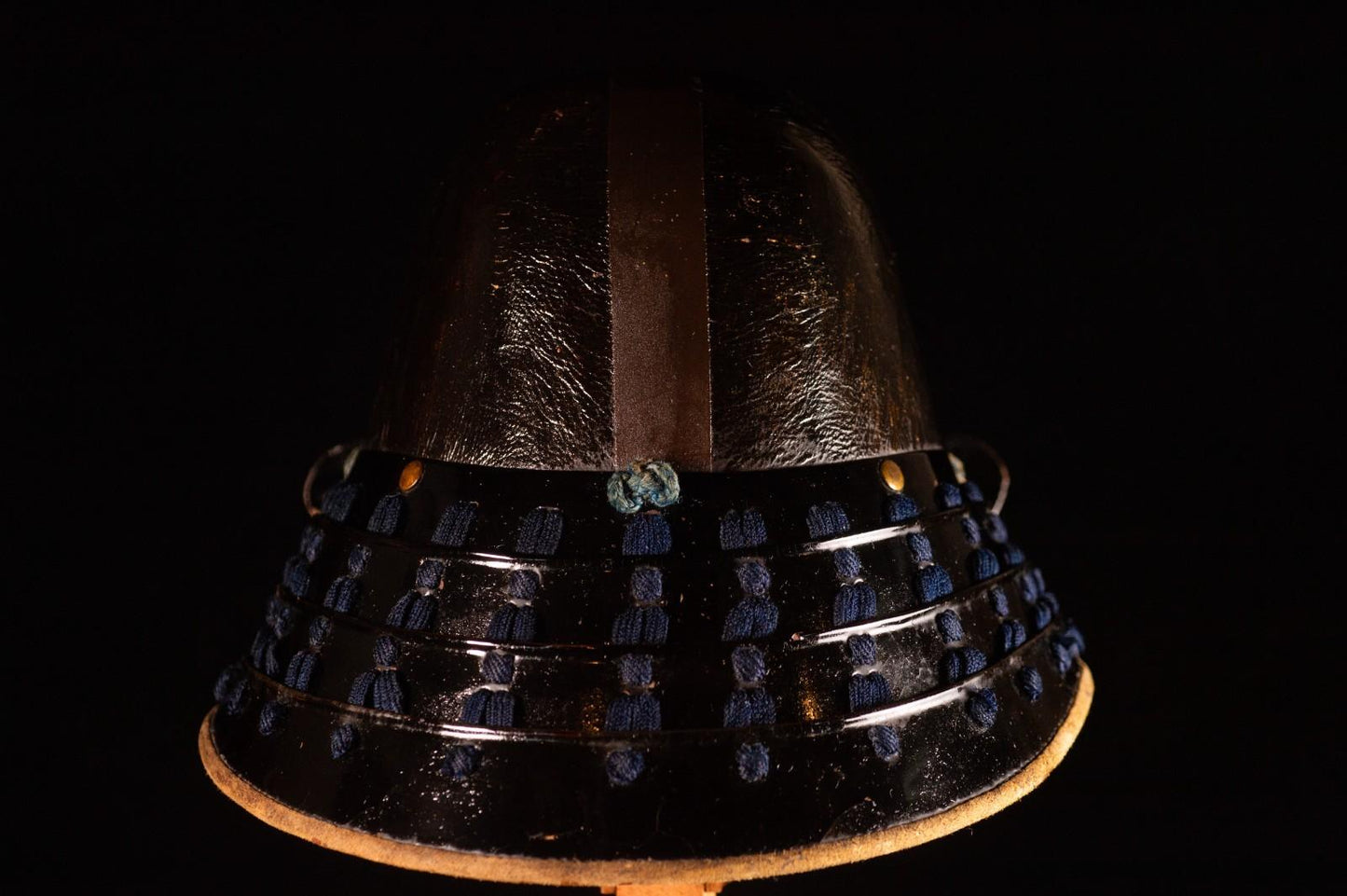 Genuine Antique Samurai leather-covered Helmet KABUTO Edo Period Iron F/S 66