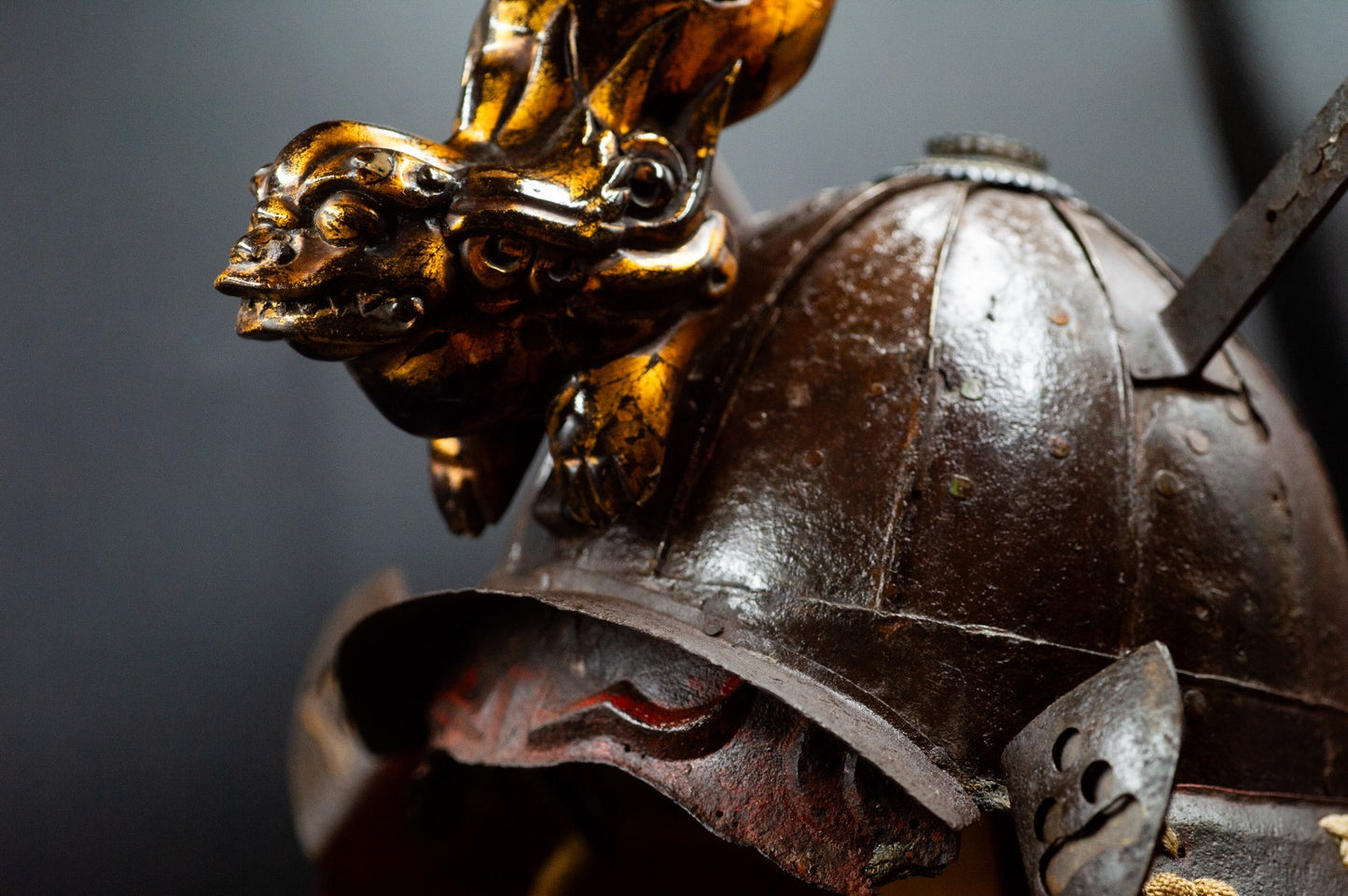 Genuine Antique Samurai Helmet KABUTO Edo Period Iron F/S 70