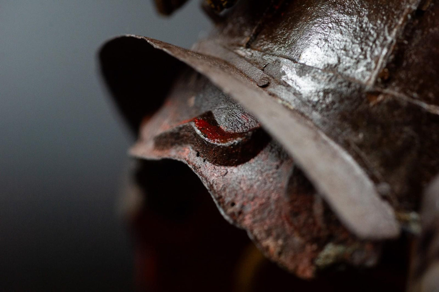 Genuine Antique Samurai Helmet KABUTO Edo Period Iron F/S 70