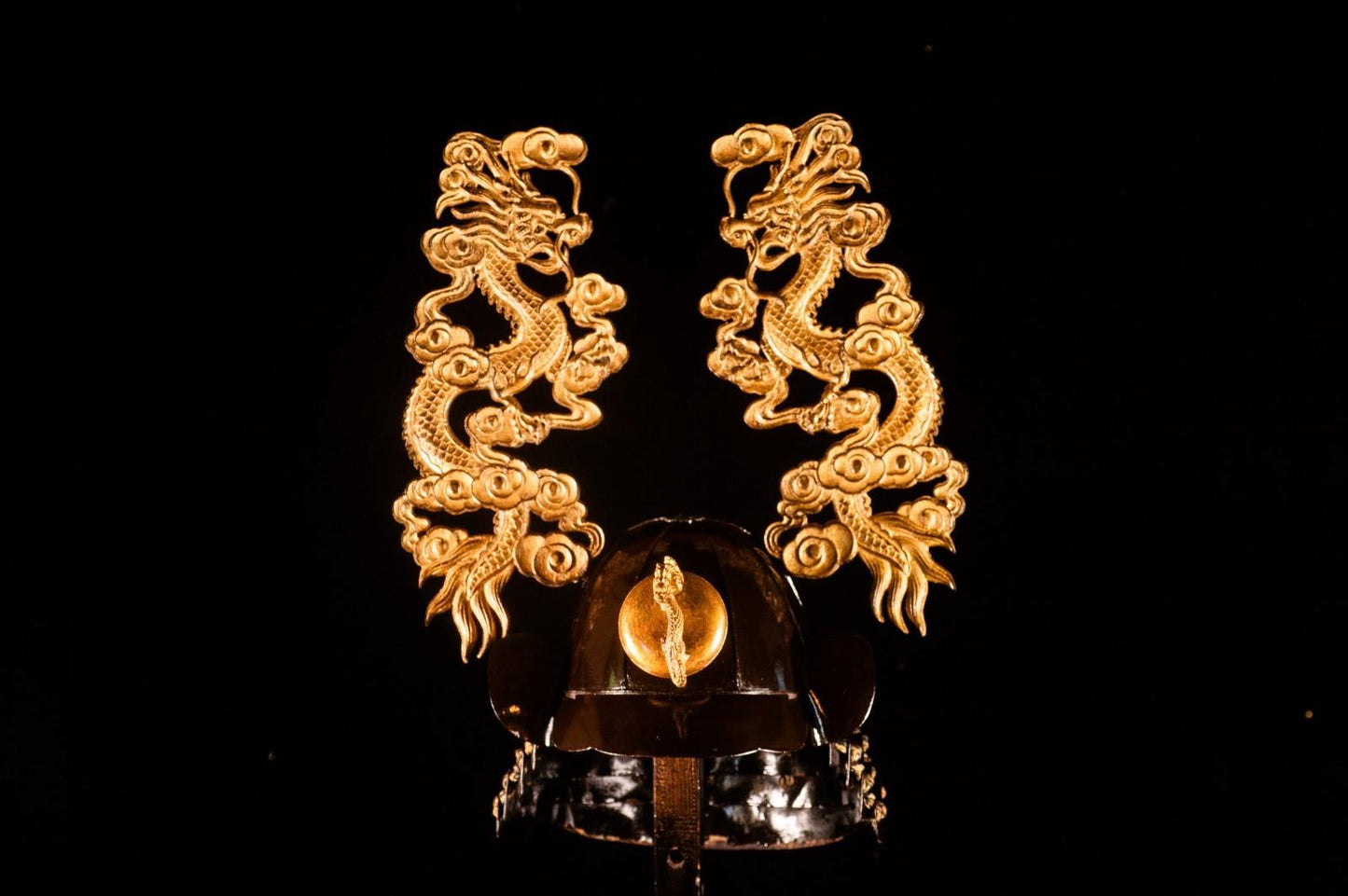 Genuine Antique Samurai Helmet Dragon KABUTO Edo PeriodF/S 73