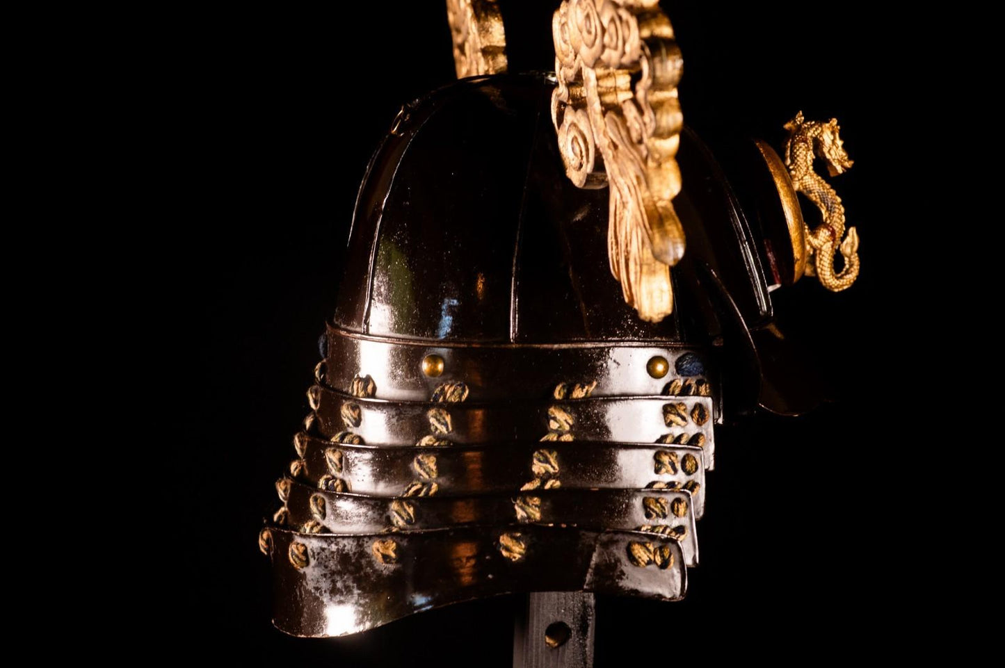 Genuine Antique Samurai Helmet Dragon KABUTO Edo PeriodF/S 73