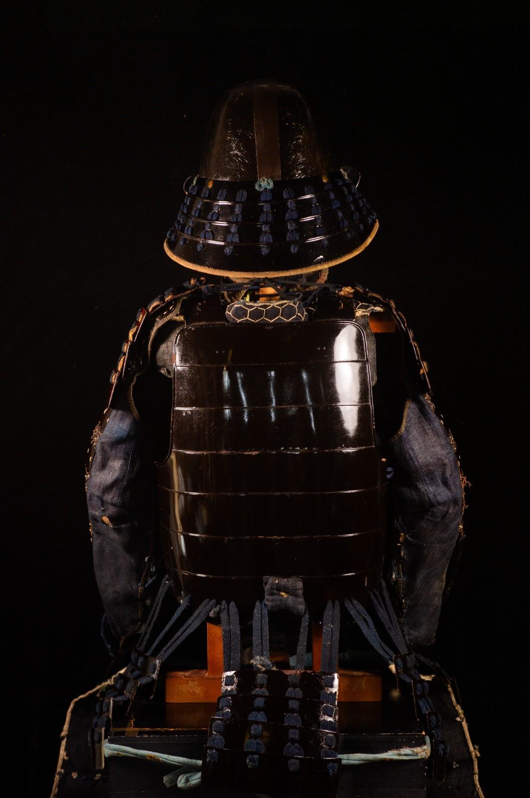 Genuine Samurai Armor Life Size Yoroi Edo Period Japanese Antique 42 Kabuto