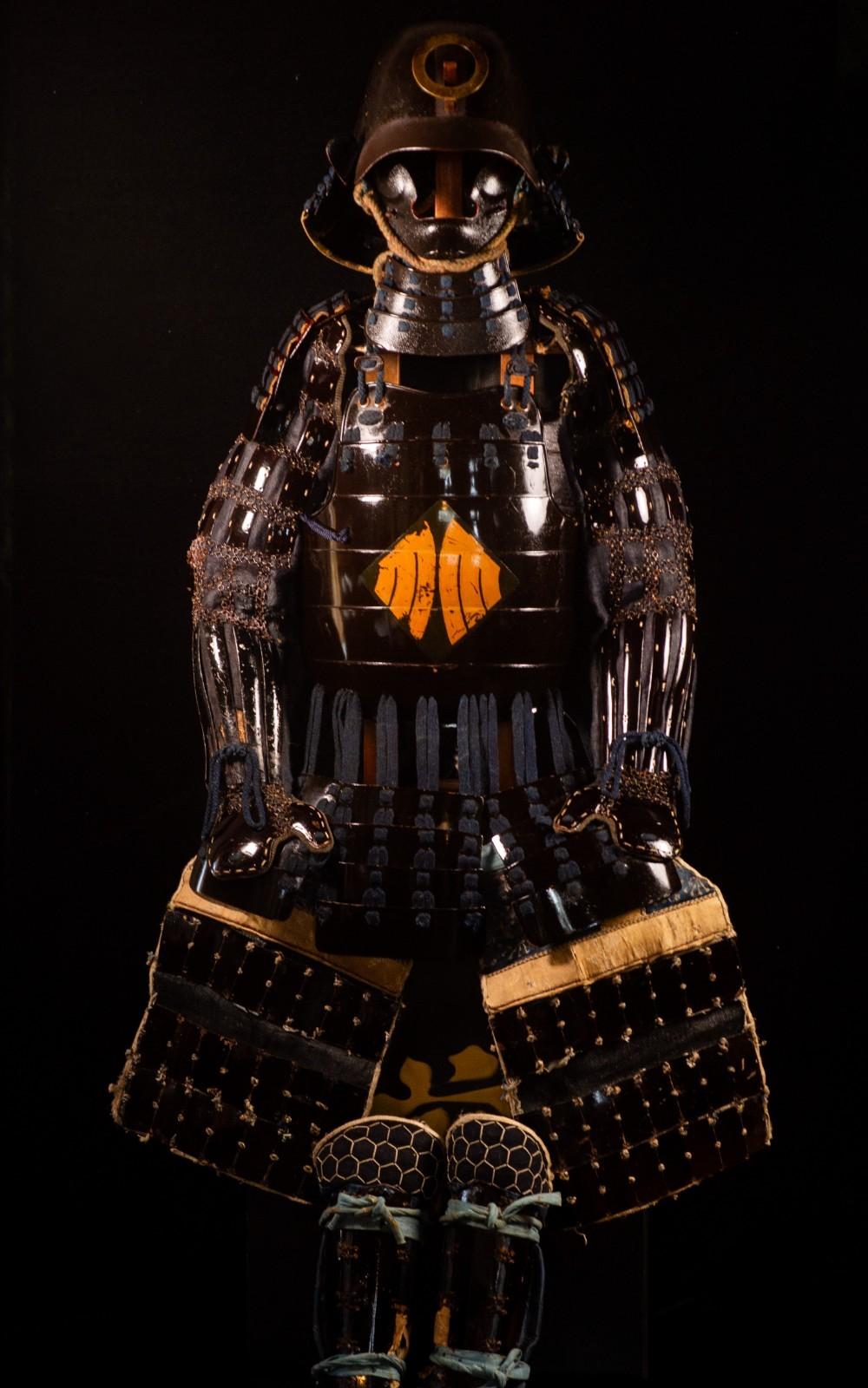 Genuine Samurai Armor Life Size Yoroi Edo Period Japanese Antique 42 Kabuto