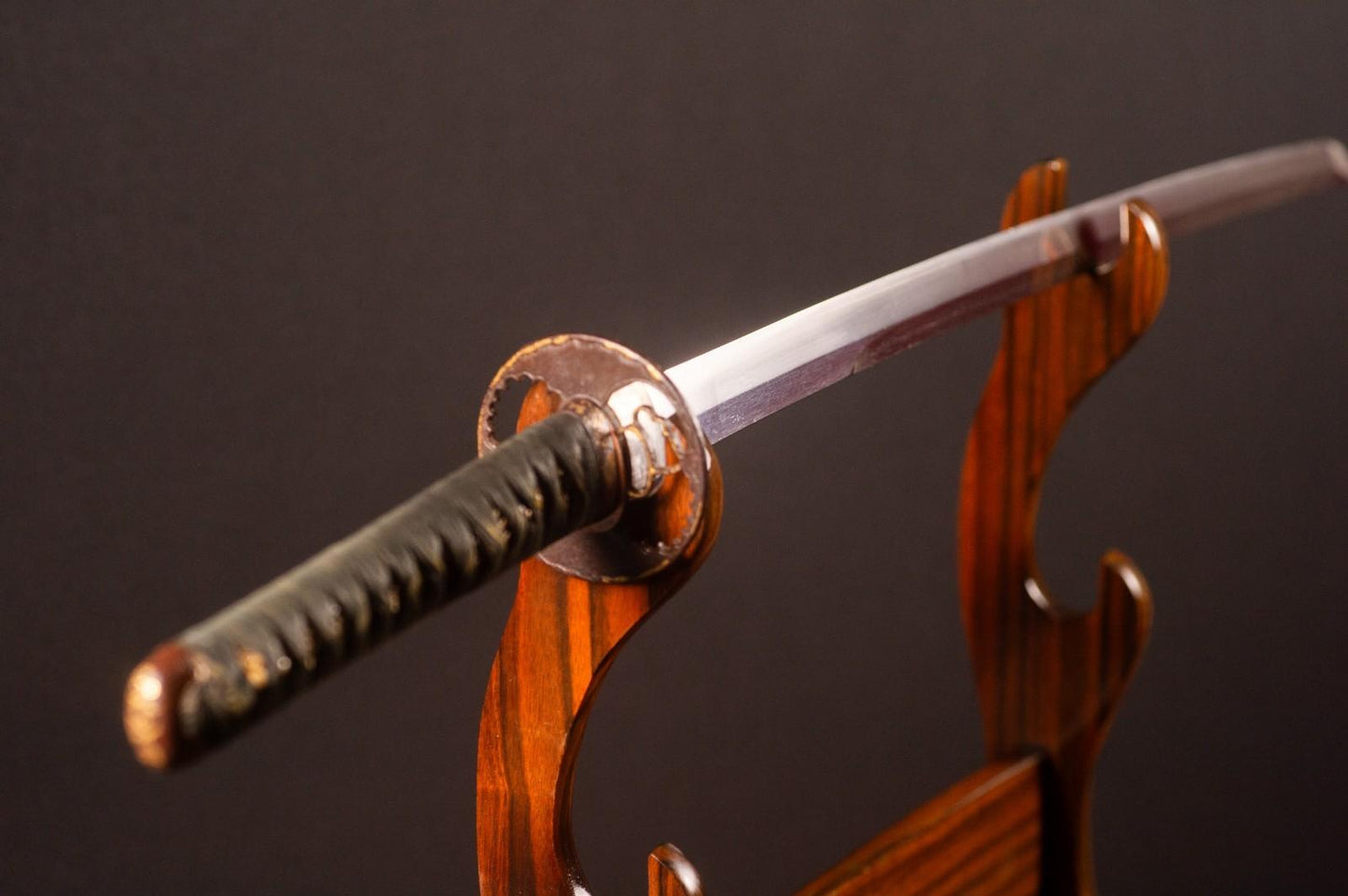 Katana Fujiwara Shigeyuki  in 1630 Suriage 66cm Japanese Antique Samurai Sword