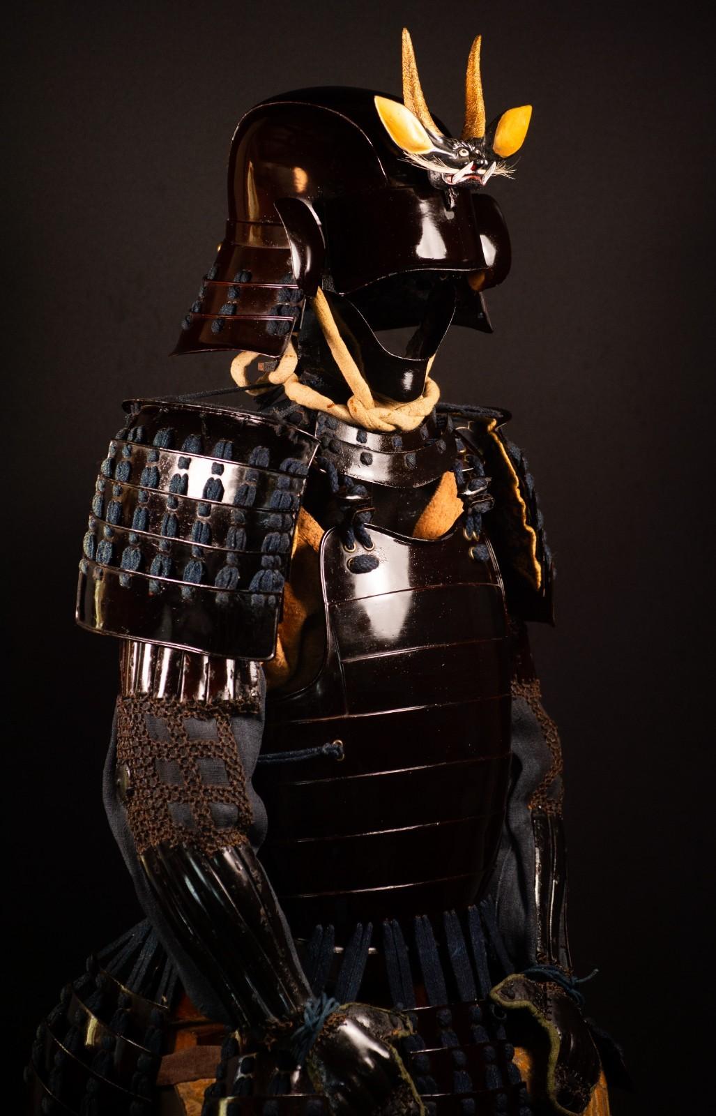 Genuine Samurai Armor Life Size Yoroi w/chest Edo Period Japanese Antique 52