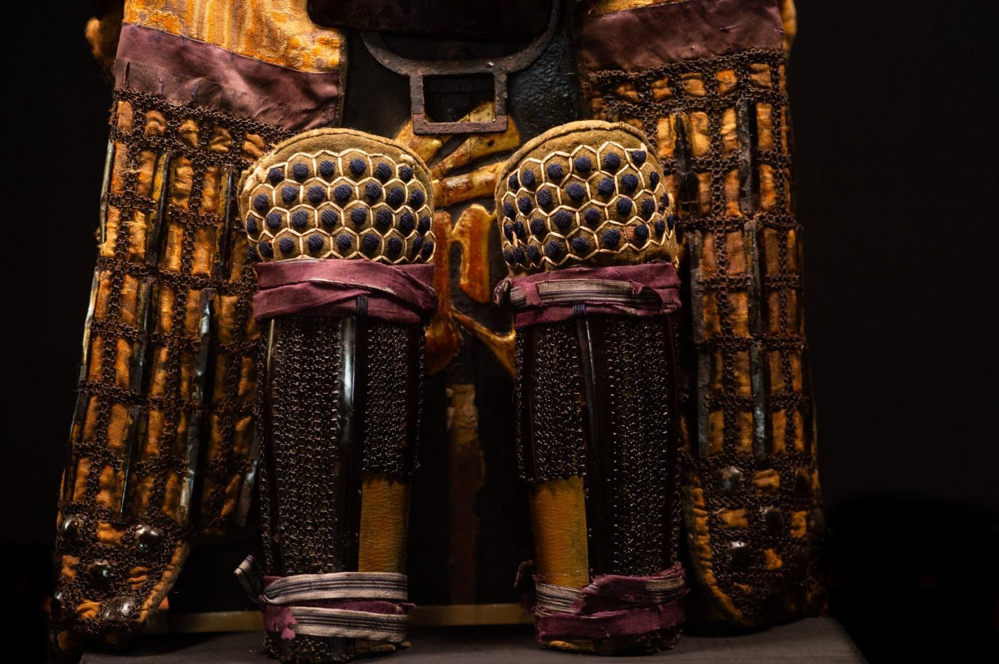 Genuine Samurai Armor Life Size Yoroi w/chest Edo Period Japanese Antique 52