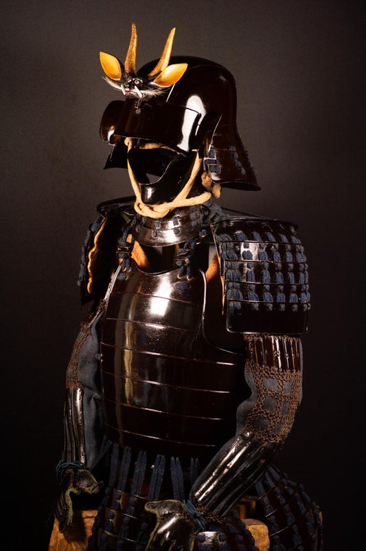 Genuine Samurai Armor Life Size Yoroi w/chest Edo Period Japanese Antique 52
