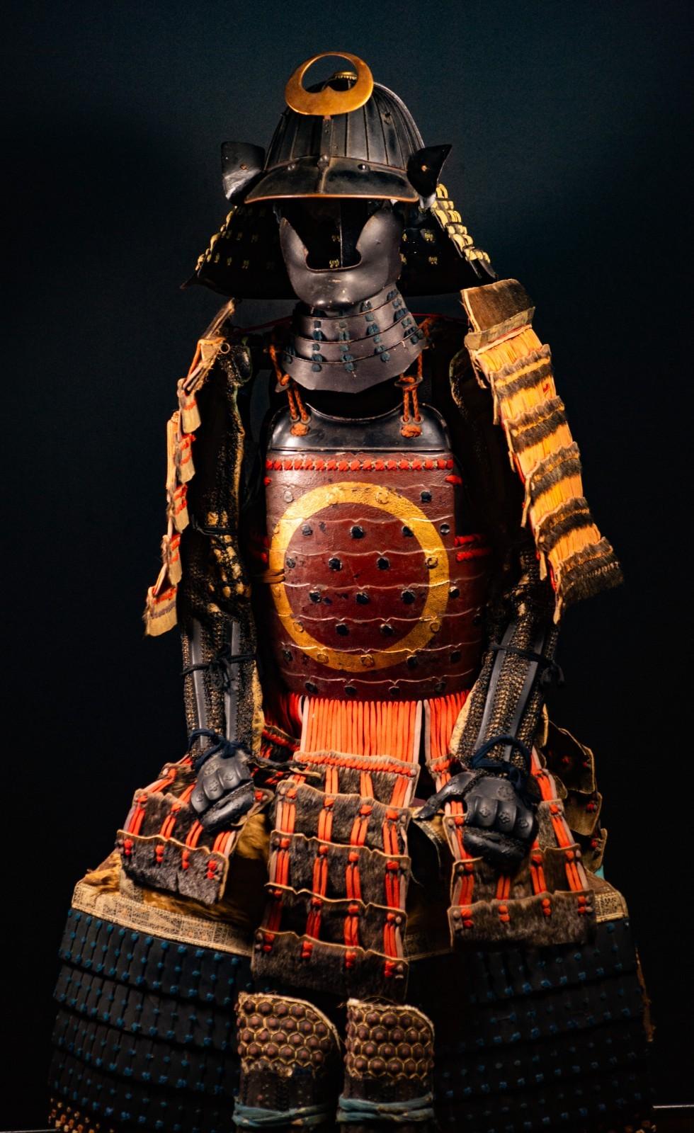 Samurai Armor Life Size Yoroi w/chest Edo Period Japanese Antique 55