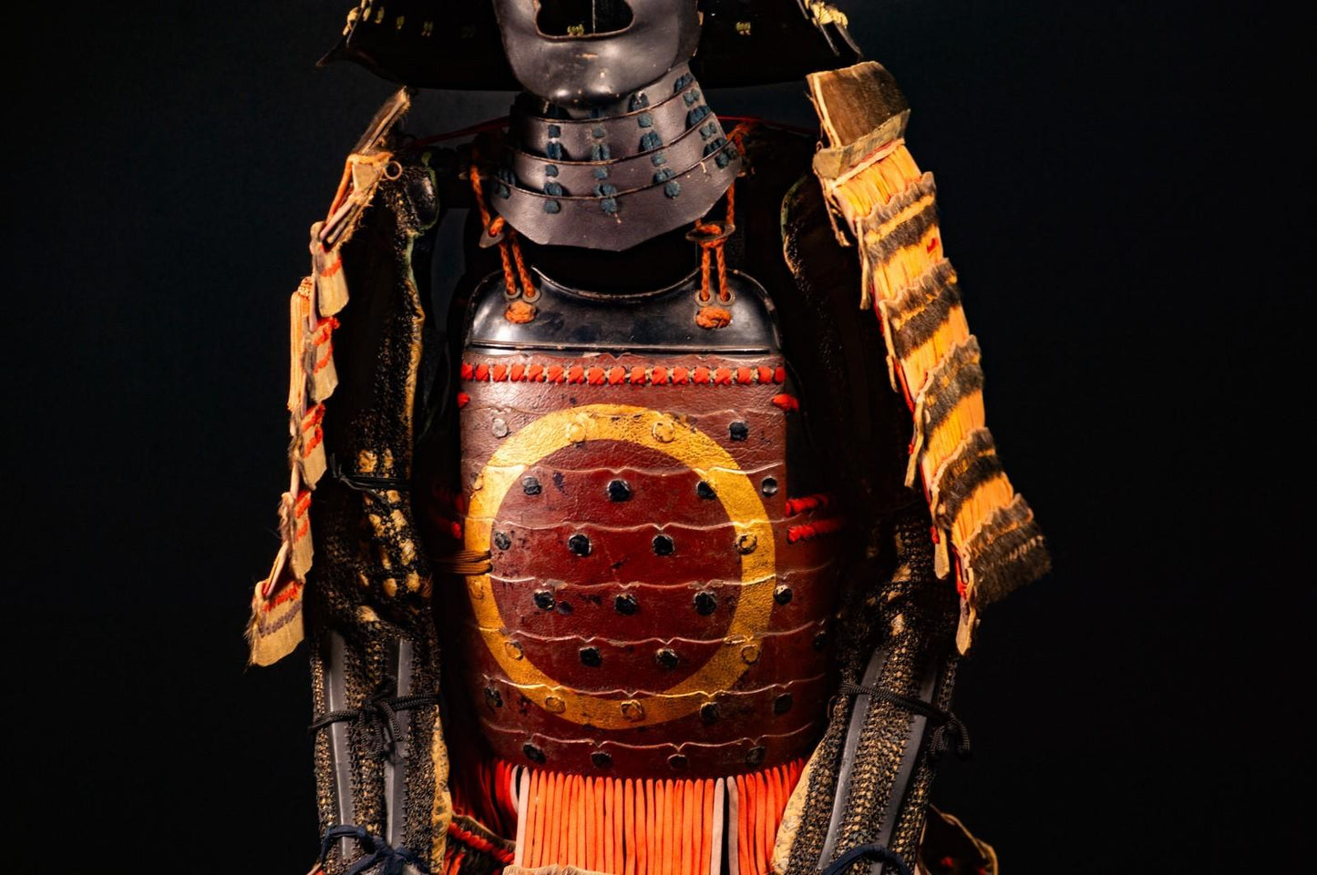 Samurai Armor Life Size Yoroi w/chest Edo Period Japanese Antique 55