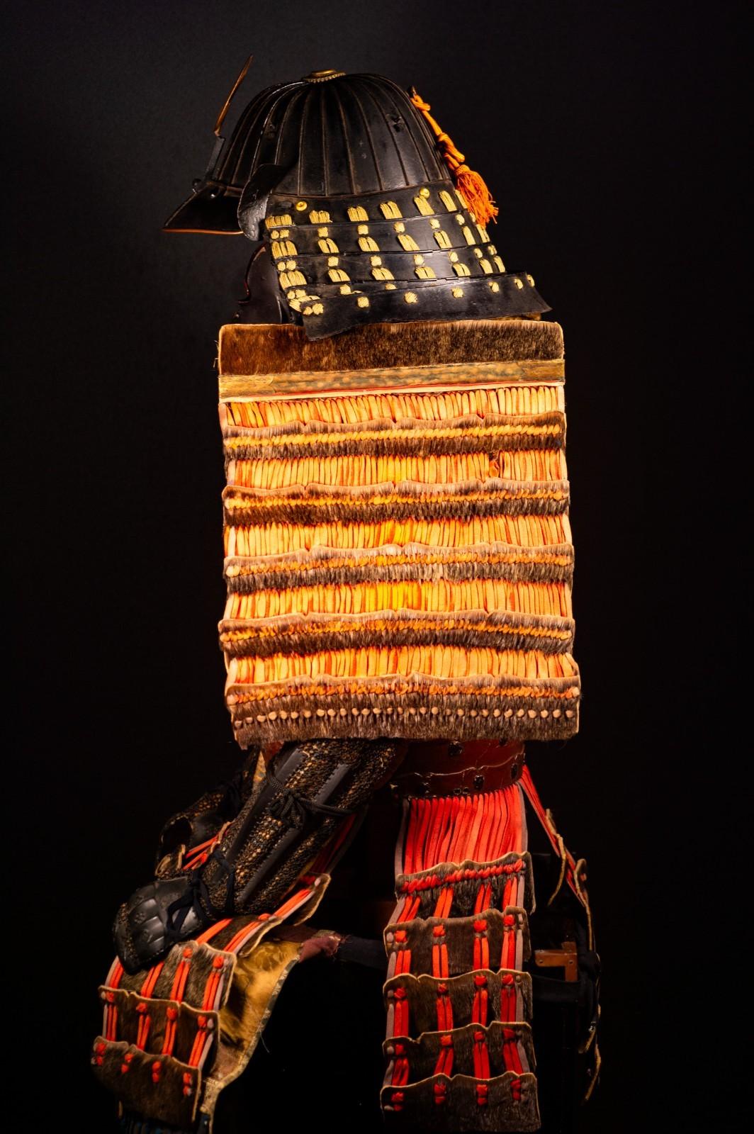 Samurai Armor Life Size Yoroi w/chest Edo Period Japanese Antique 55