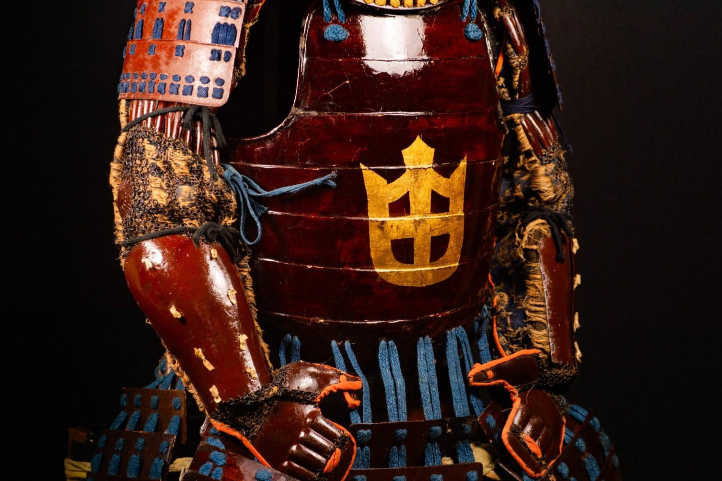 Genuine Samurai Armor Life Size Yoroi w/chest Edo Period Japanese Antique 56