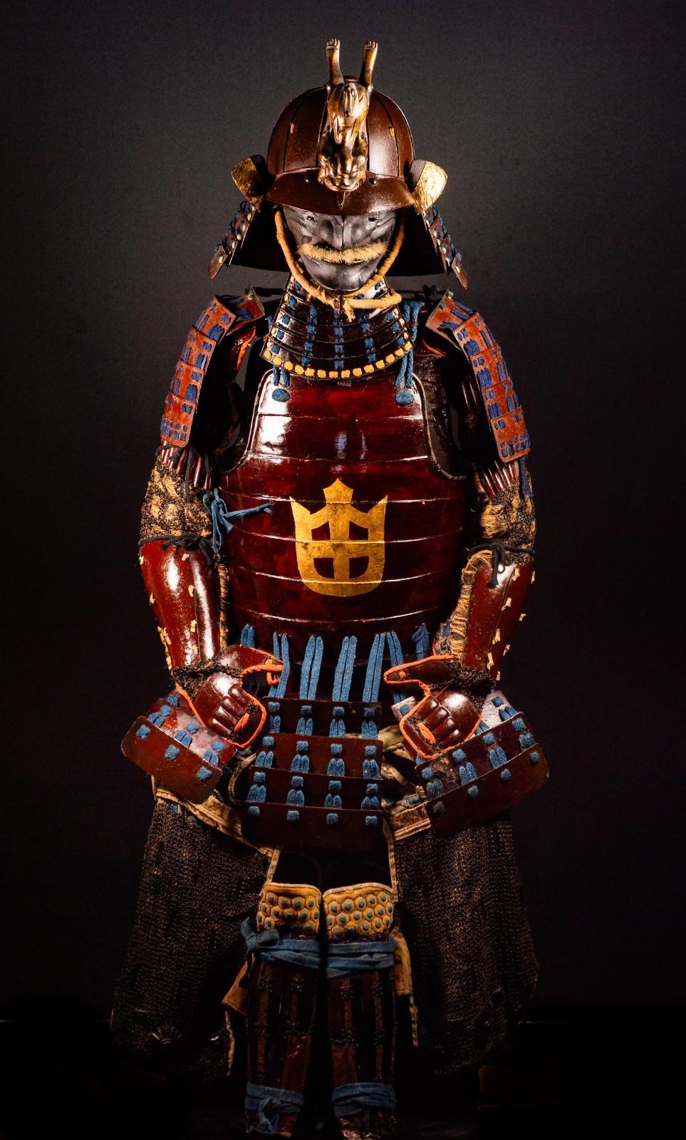 Genuine Samurai Armor Life Size Yoroi w/chest Edo Period Japanese Antique 56