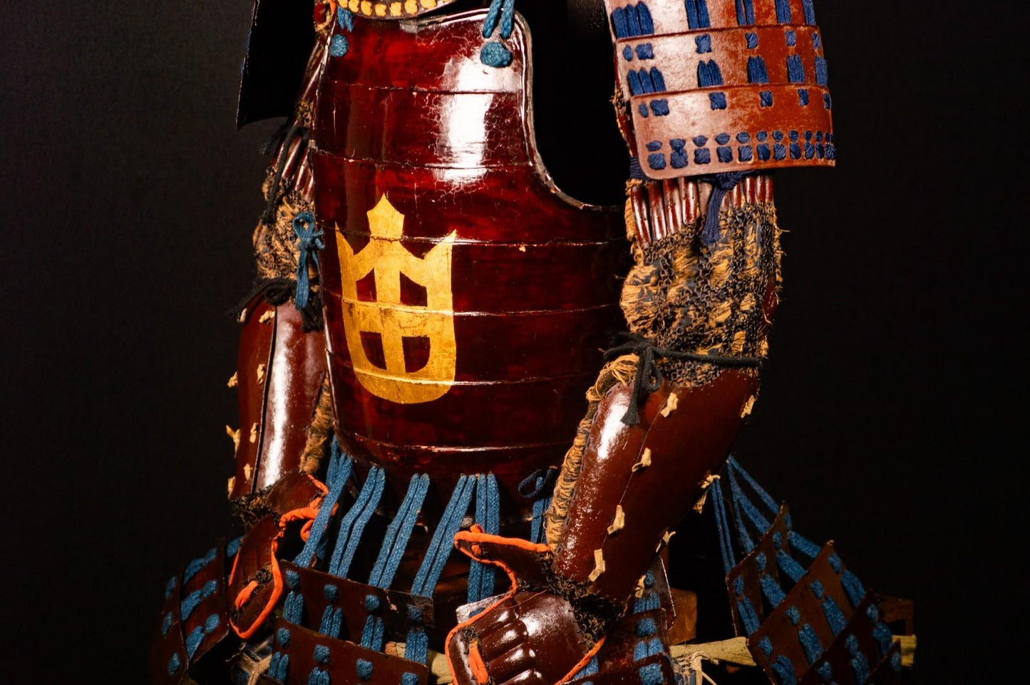 Genuine Samurai Armor Life Size Yoroi w/chest Edo Period Japanese Antique 56