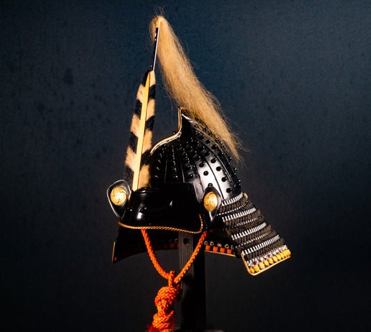 Samurai Helmet Iron  KABUTO  Japanese Armor Wearable Life-size F/S 85