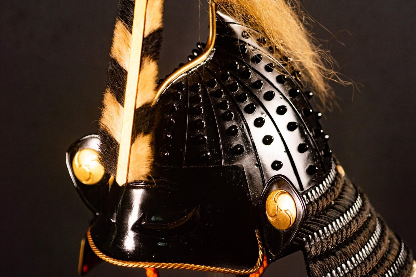 Samurai Helmet Iron  KABUTO  Japanese Armor Wearable Life-size F/S 85