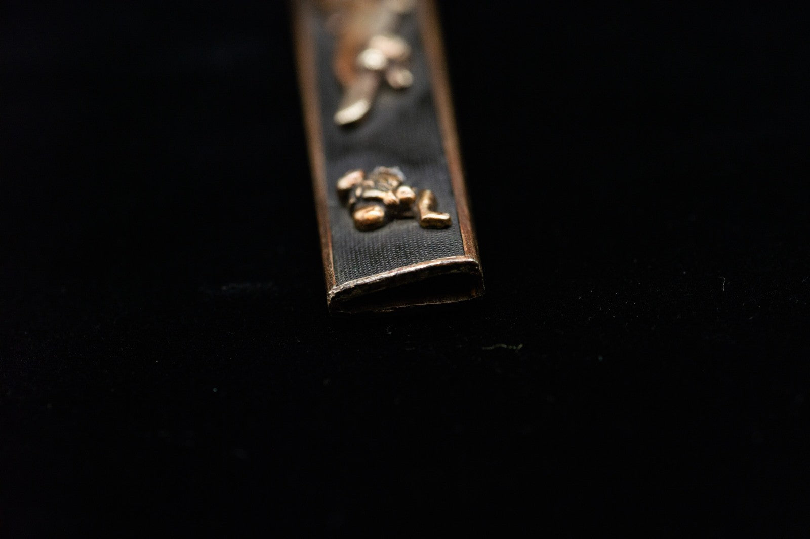 7649394