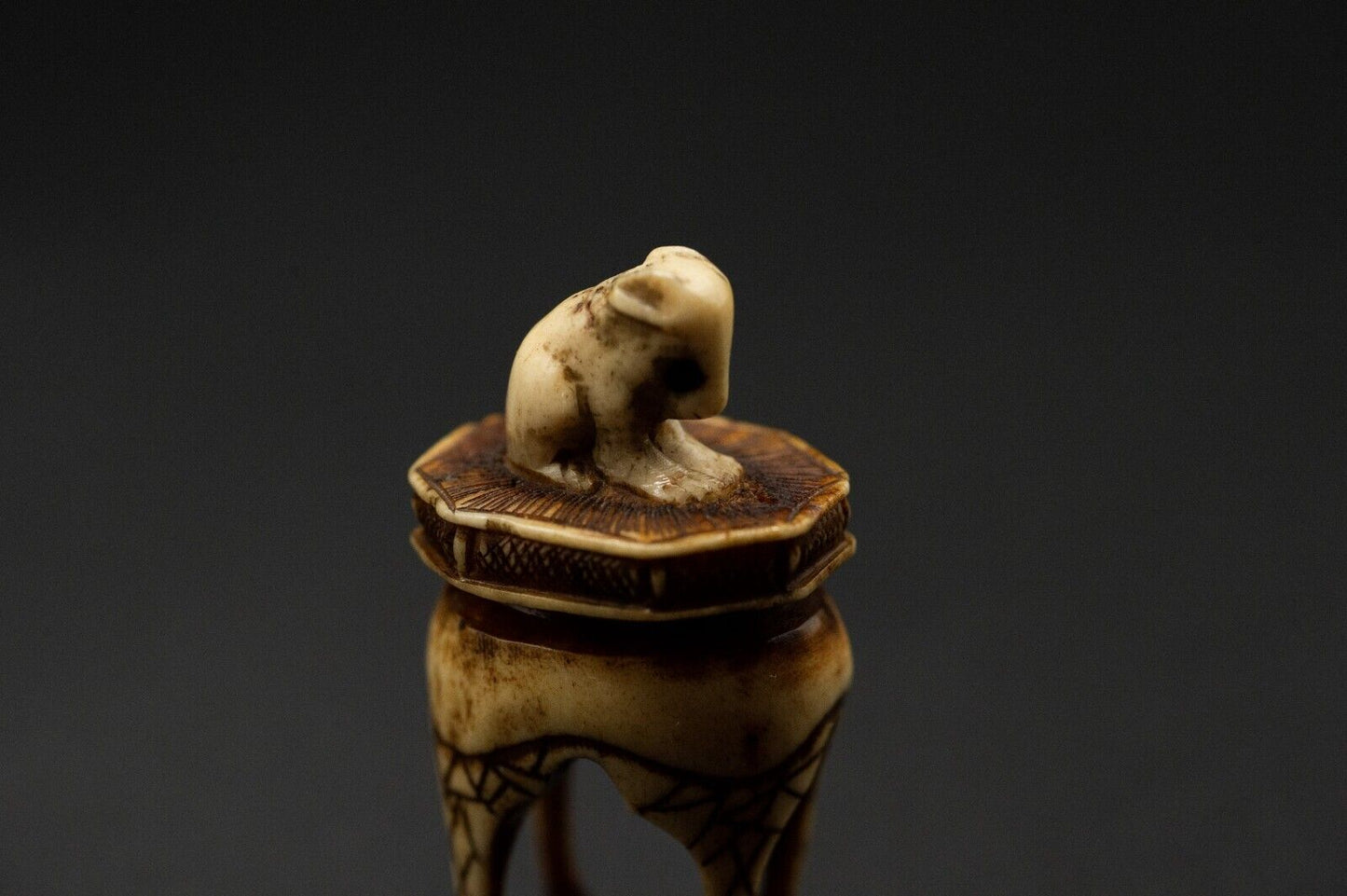 Stag Antler NETSUKE Rat / Mouse Japanese Edo Meiji Antique