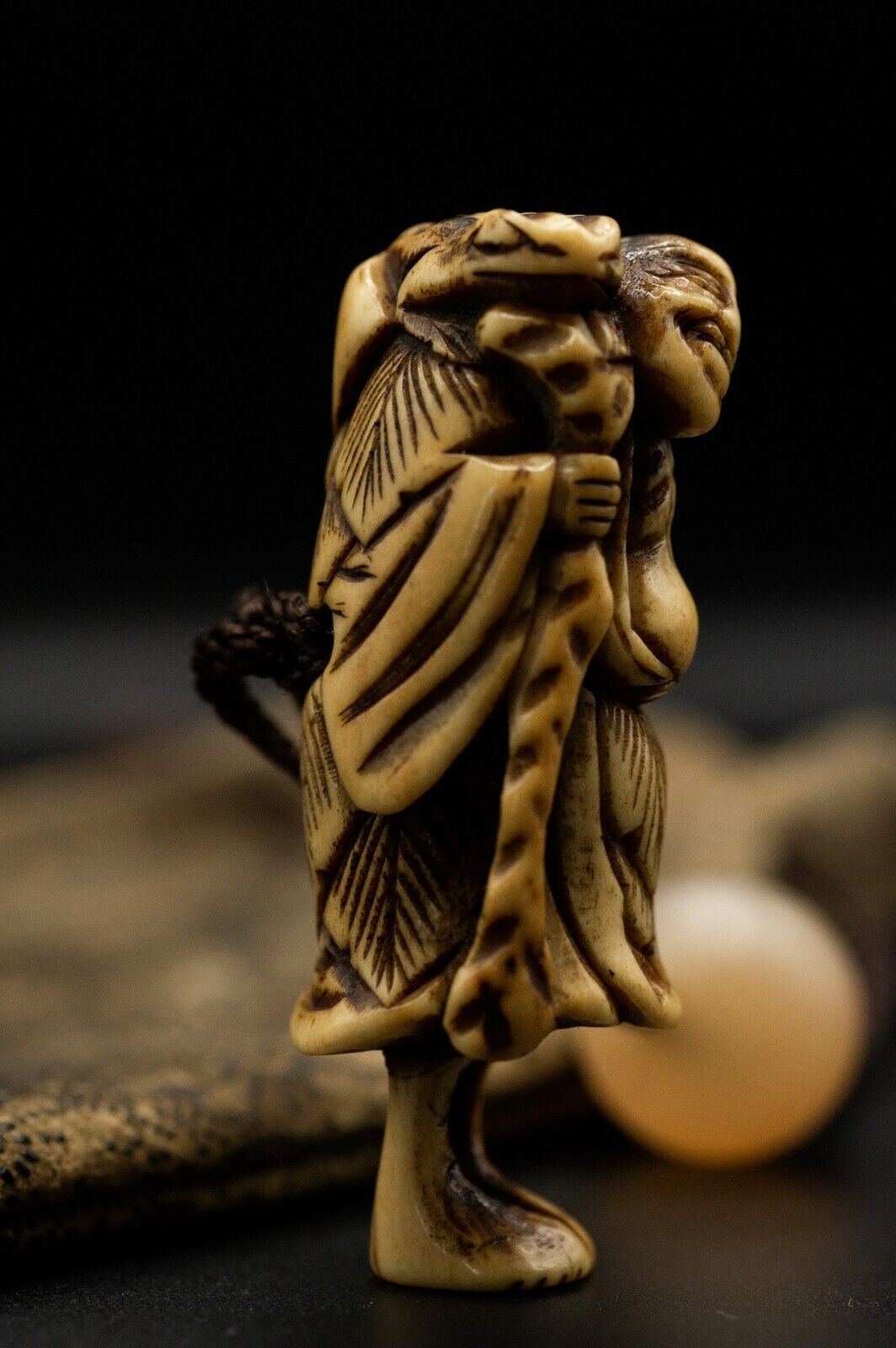 Stag Antler NETSUKE Hermit w/Bag Japanese Edo - Meiji Antique Vintage