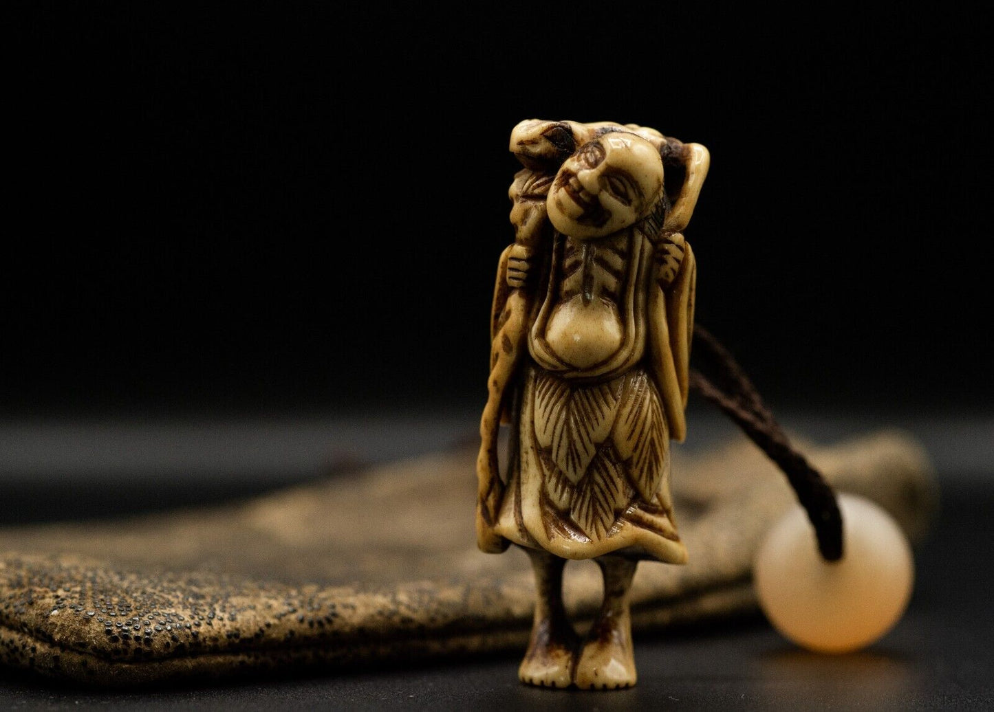 Stag Antler NETSUKE Hermit w/Bag Japanese Edo - Meiji Antique Vintage