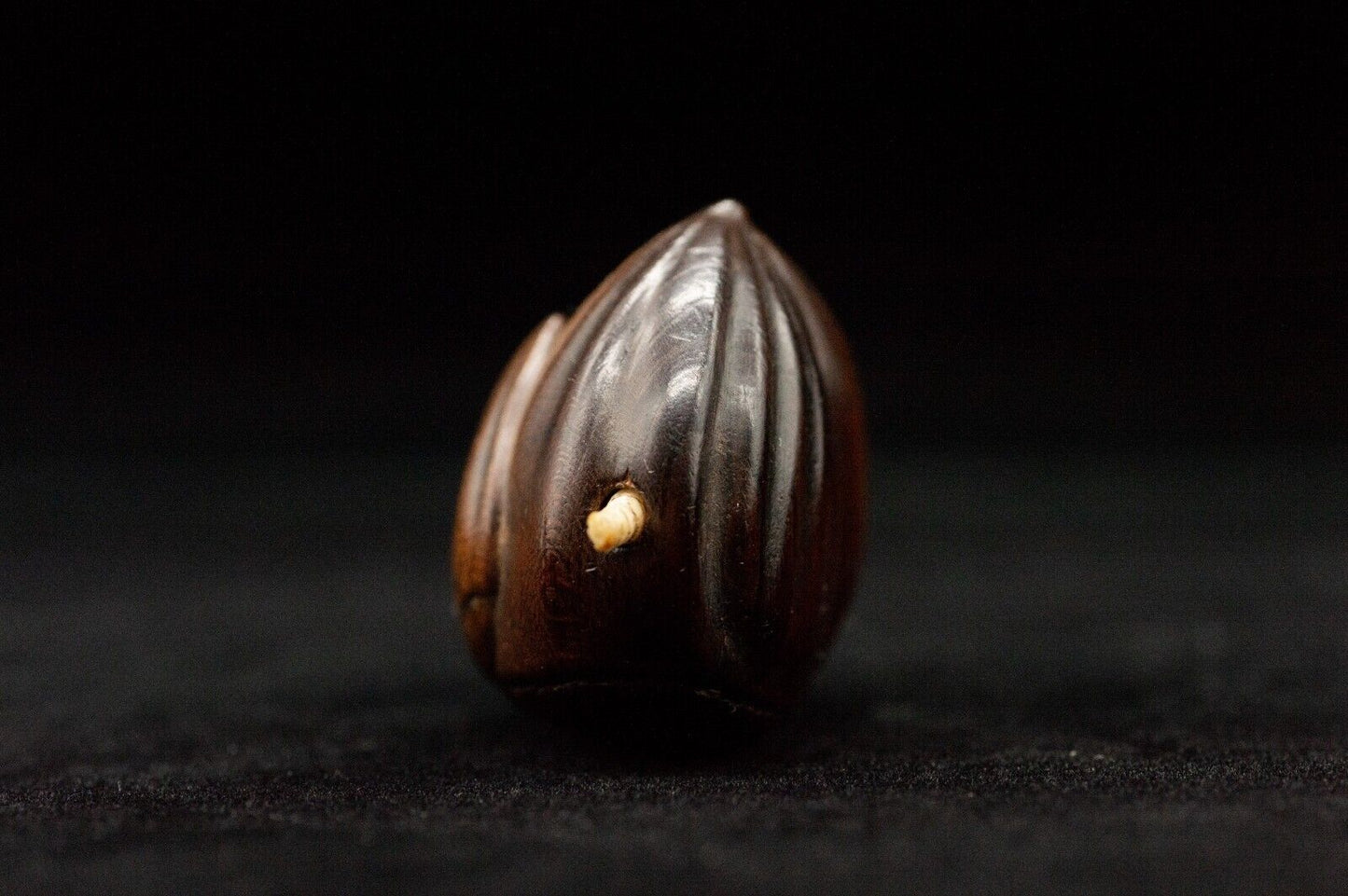 Signed Wooden Edo Period NETSUKE Minko Made, Worm‐eaten Chestnut 1740-1816
