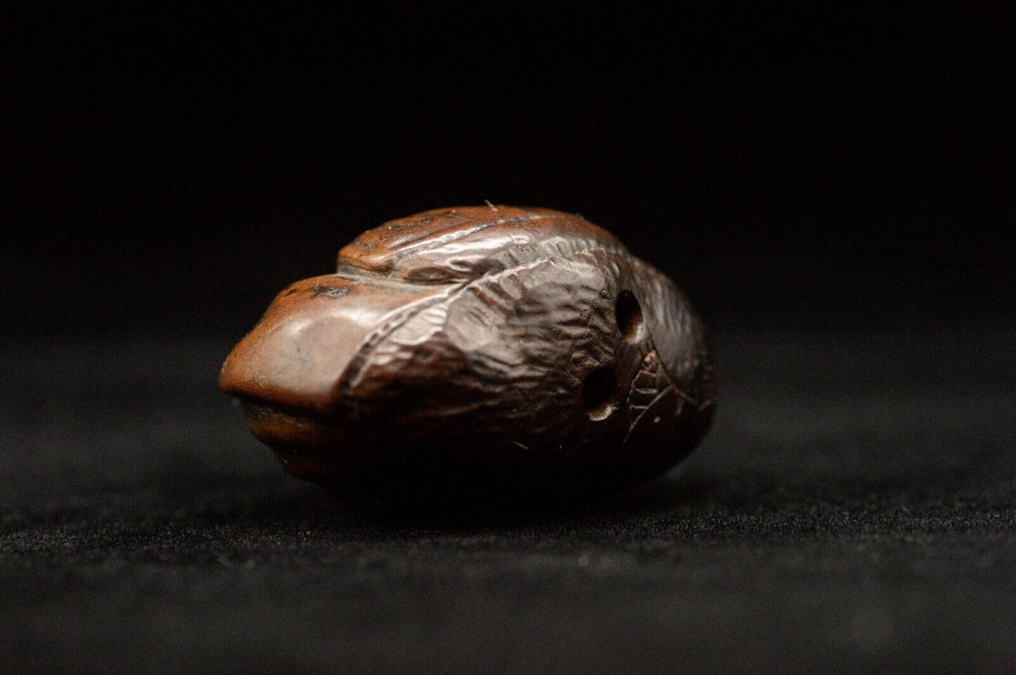 Signed Wooden Edo Period NETSUKE Minko Made, Worm‐eaten Chestnut 1740-1816
