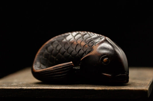 Wooden NETSUKE Koi Fish Japanese Antique Vintage