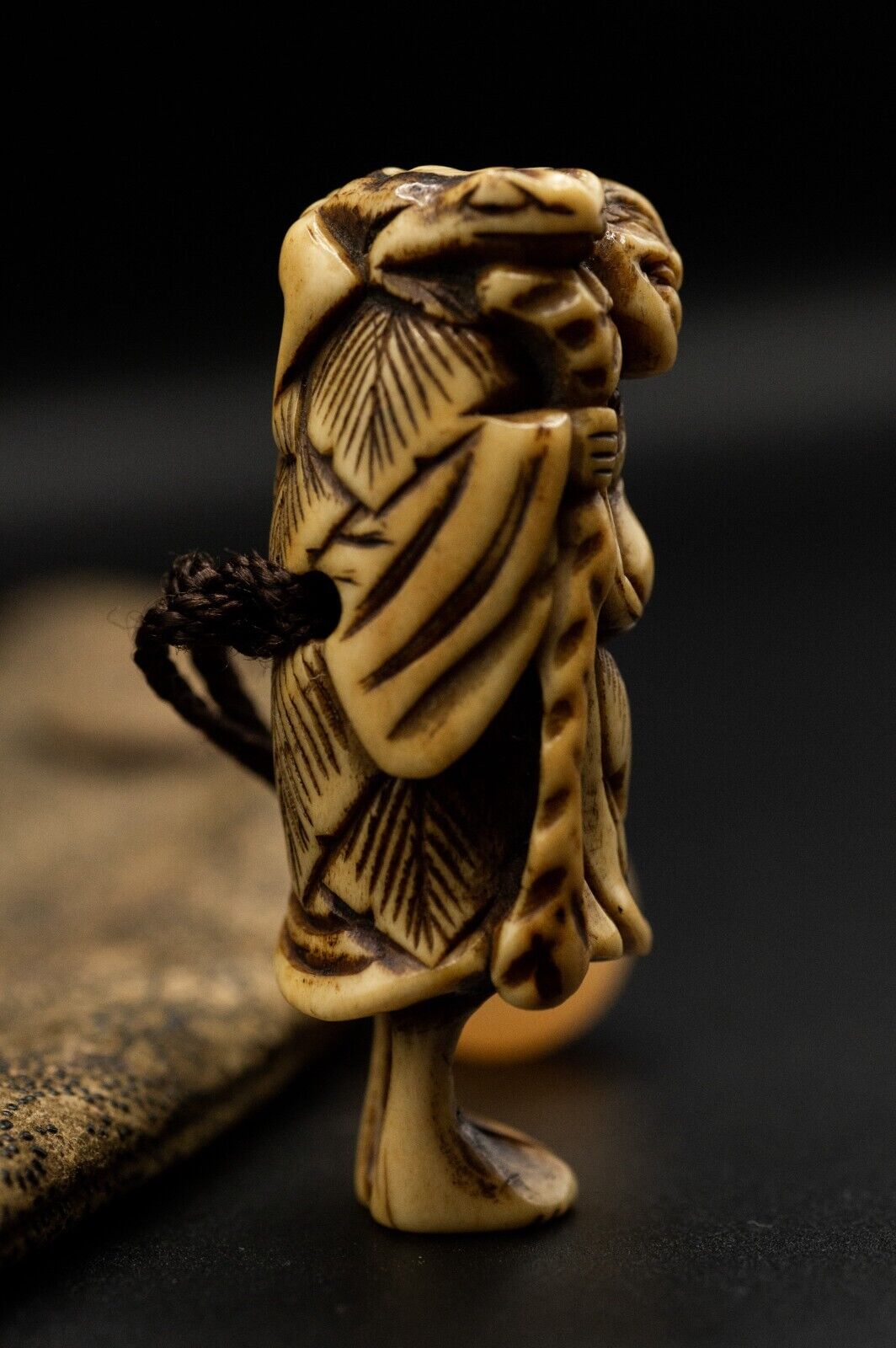 Stag Antler NETSUKE Hermit w/Bag Japanese Edo - Meiji Antique Vintage