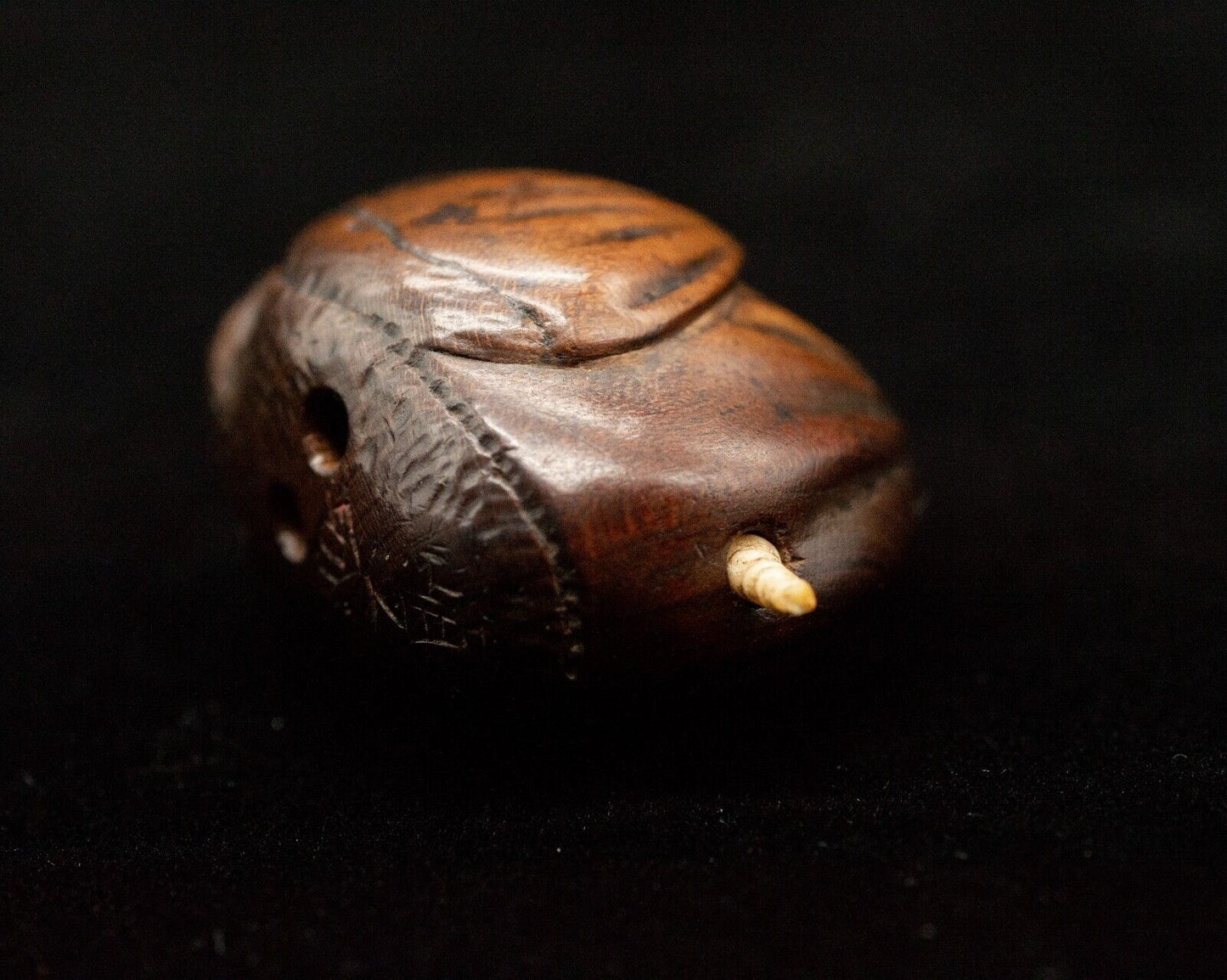 Signed Wooden Edo Period NETSUKE Minko Made, Worm‐eaten Chestnut 1740-1816