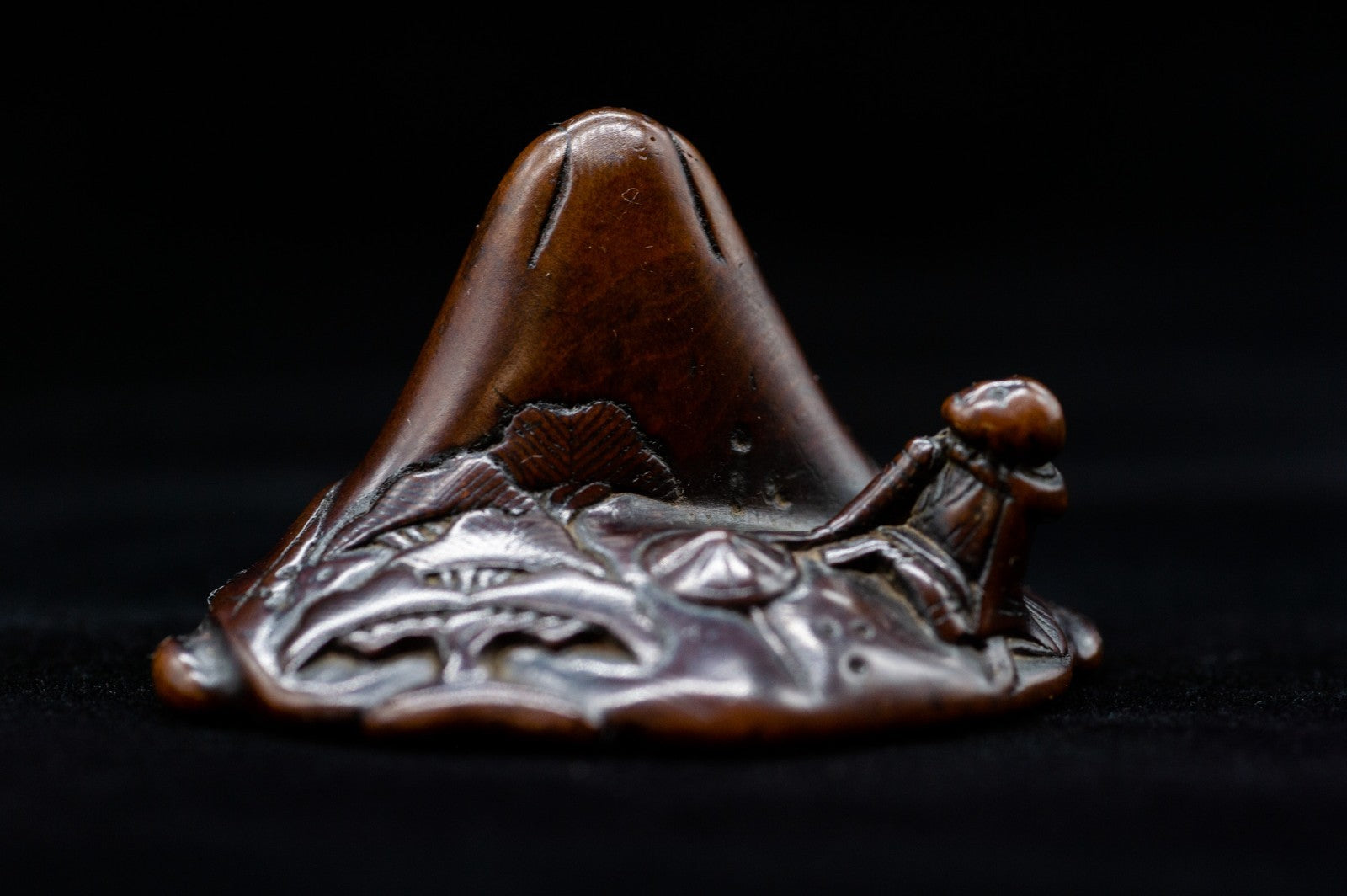レア　希少　石器　アート　オブジェ　japanese antique Netsuke Saigyo Hoshi at the foot of Mount Fuji Edo Period