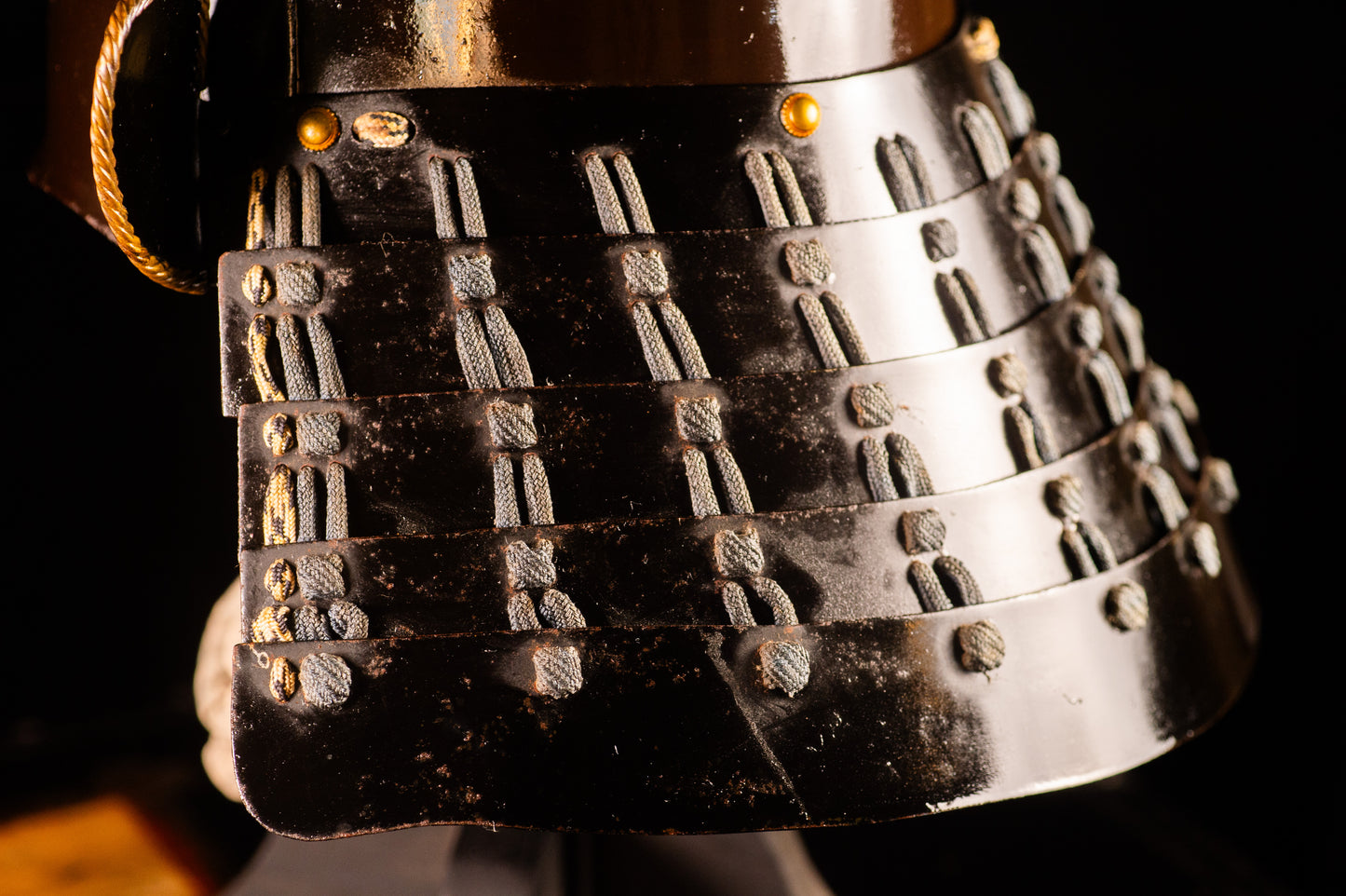 Genuine Antique Samurai Helmet KABUTO Edo Period F/S 72