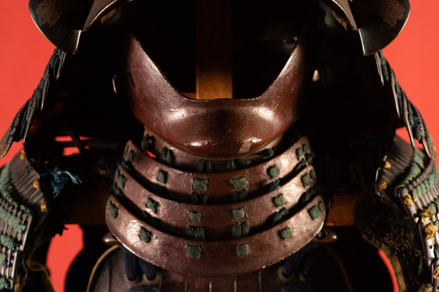 Genuine Samurai Armor Life Size Yoroi w/chest Edo Period Japanese Antique Kabuto