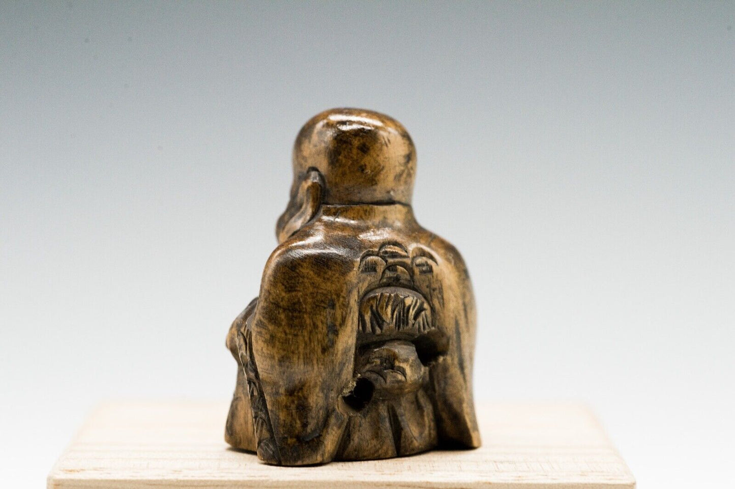 NETSUKE  "Hermit" Sennin Japanese Woodcraft Antique Vintage