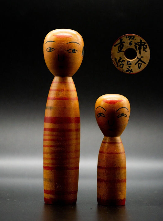 Set od 2 Kokeshi by Juji Seya 1972 Vintage 158mm / 99mm Japanese Antique Doll